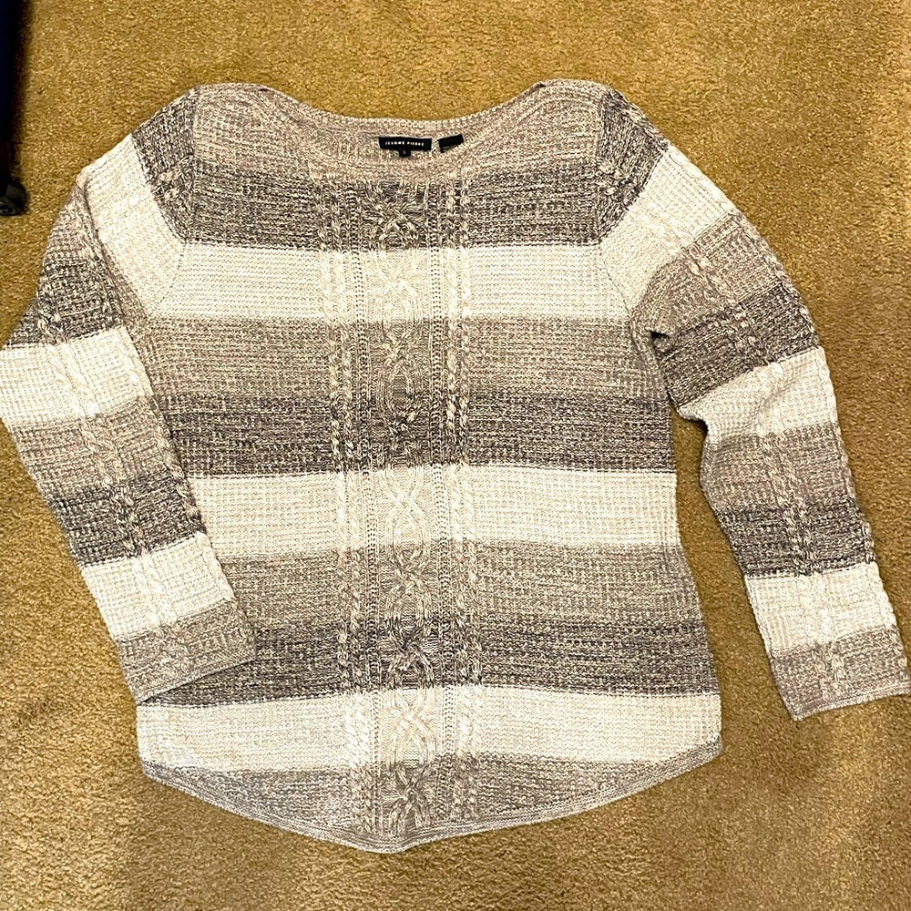 Ladies sweater
